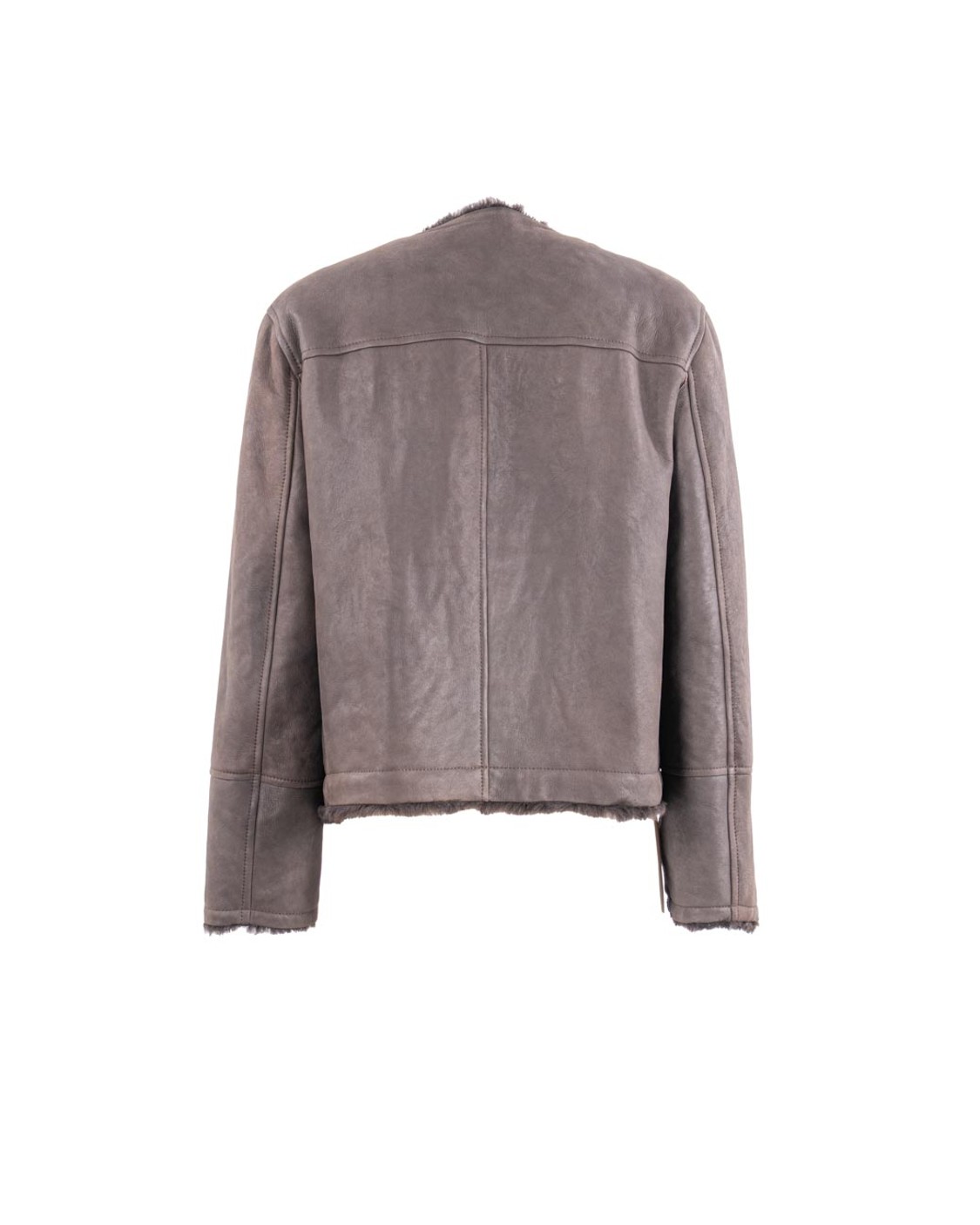 shop BRUNELLO CUCINELLI  Montone: Brunello Cucinelli Caban Crop reversibile in shearling Fuzzy.
Chiusura con bottoni in metallo.
Lato interno in pelle.
Due tasche interne.
Tasche basse.
Composizione: 100% Shearling.
Made in Italy.. MPMBP7426-C2390 number 8723786